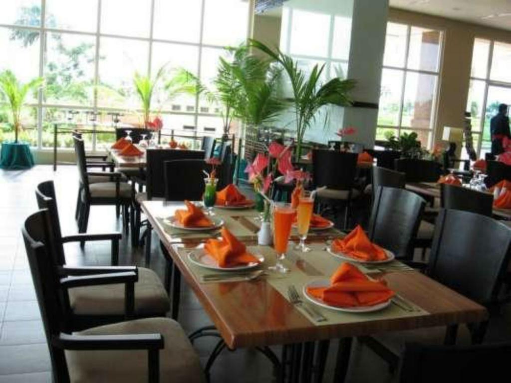 La Mirada Residence , Large 1 Bedroom Condo, Beaches , 3 Pools, Ocean Views, Fast Wifi, Netflix, Breakfast Included Lapu-Lapu City Camera foto