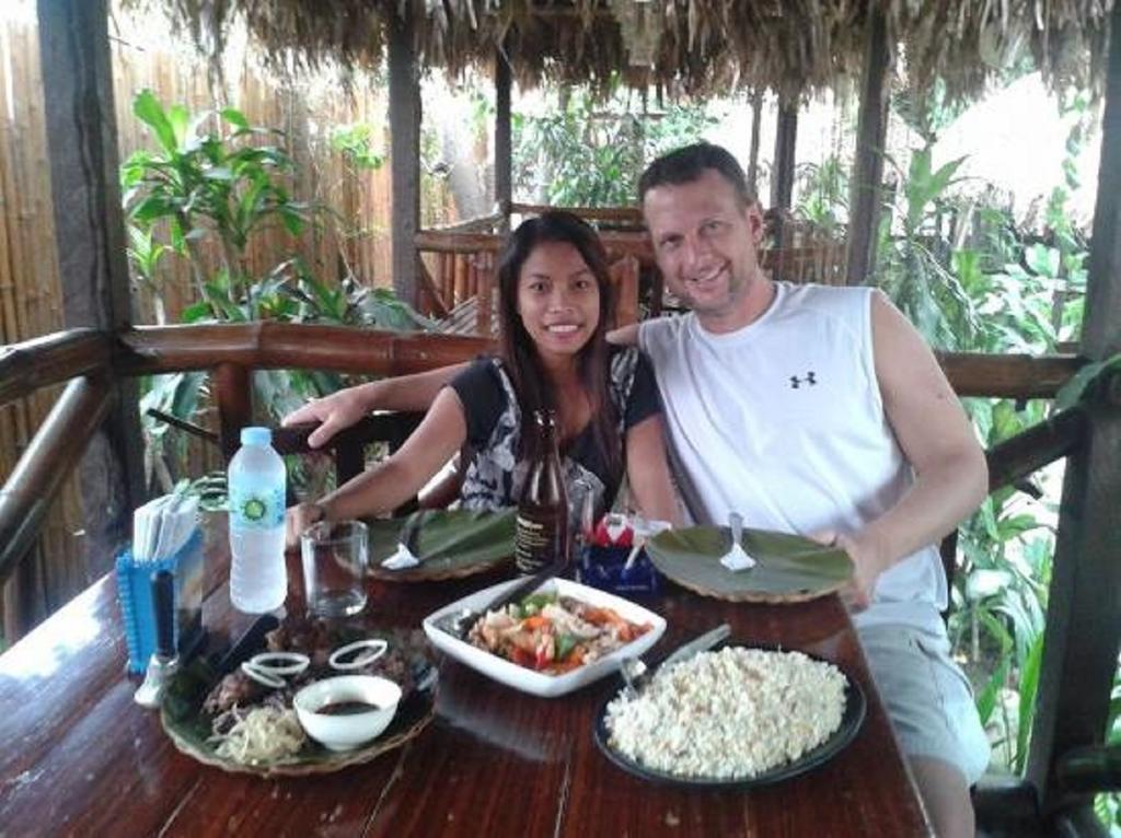 La Mirada Residence , Large 1 Bedroom Condo, Beaches , 3 Pools, Ocean Views, Fast Wifi, Netflix, Breakfast Included Lapu-Lapu City Esterno foto